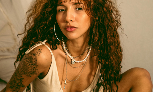 Layered Gold Necklaces: The Boost Every Woman Should Grab in 2025