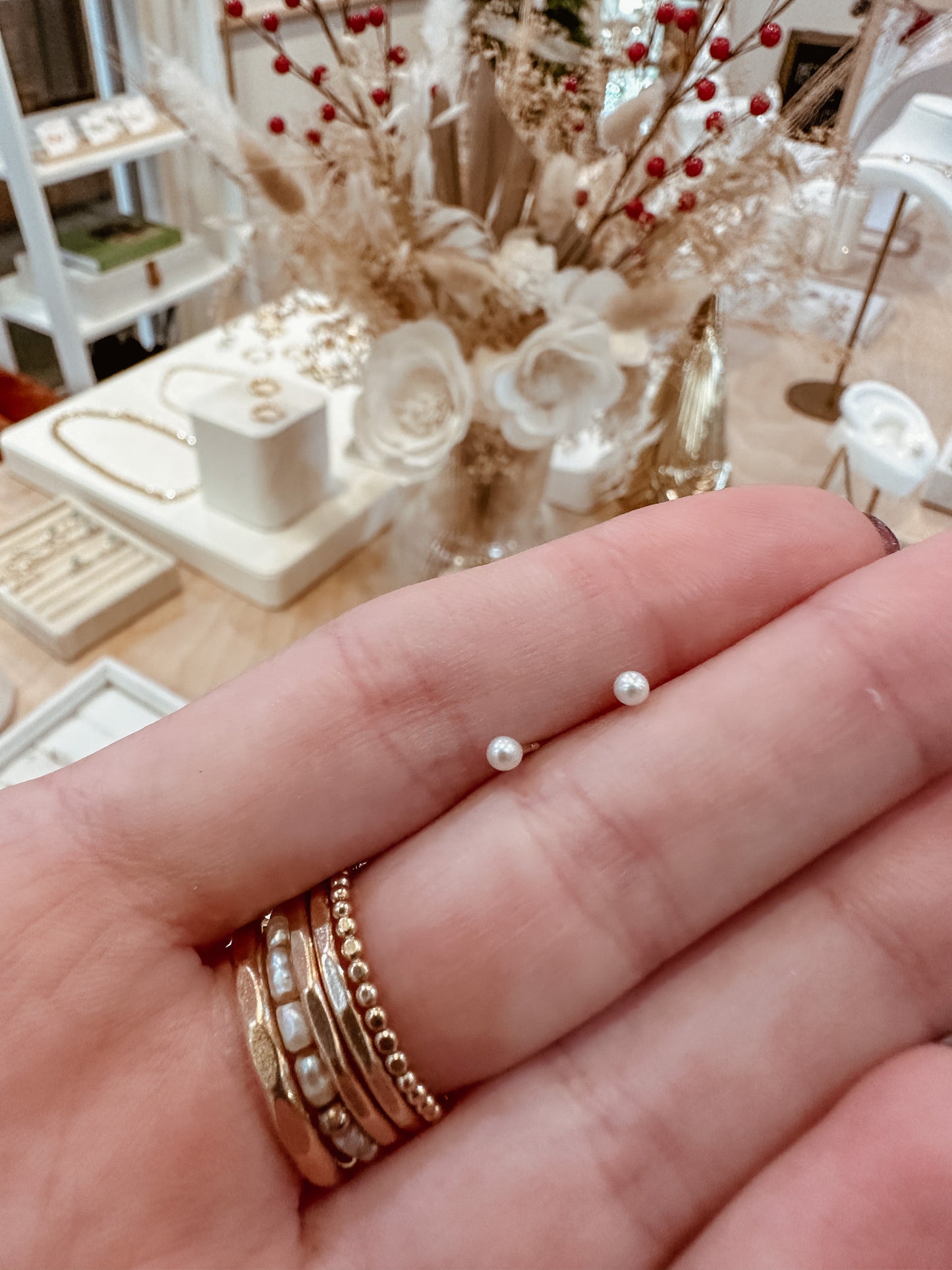 10k Yellow Gold Freshwater Pearl Studs