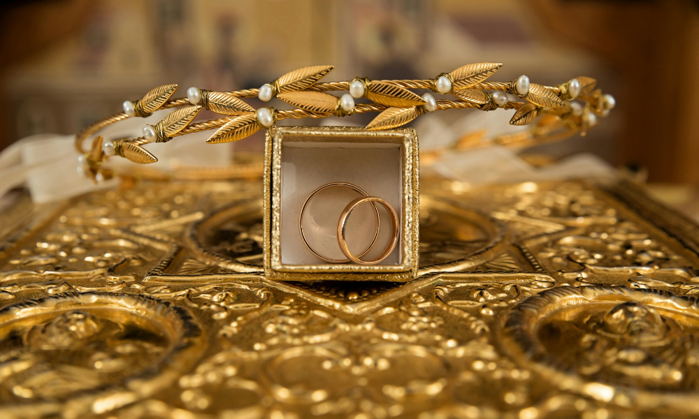 14k Gold Promise Rings for Her: A Timeless Symbol of Love and Commitment