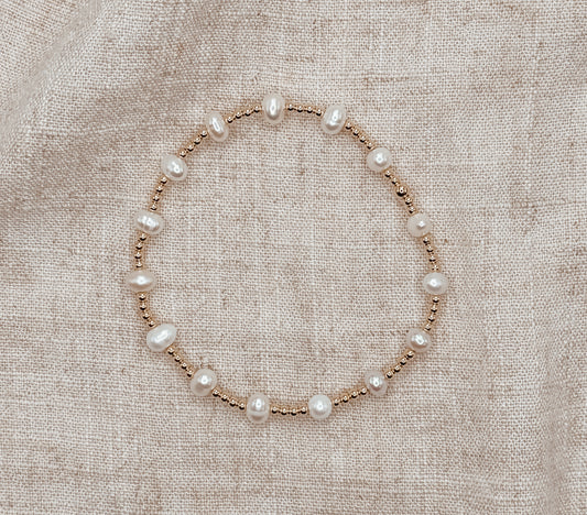 Elastic Pearl Bracelet