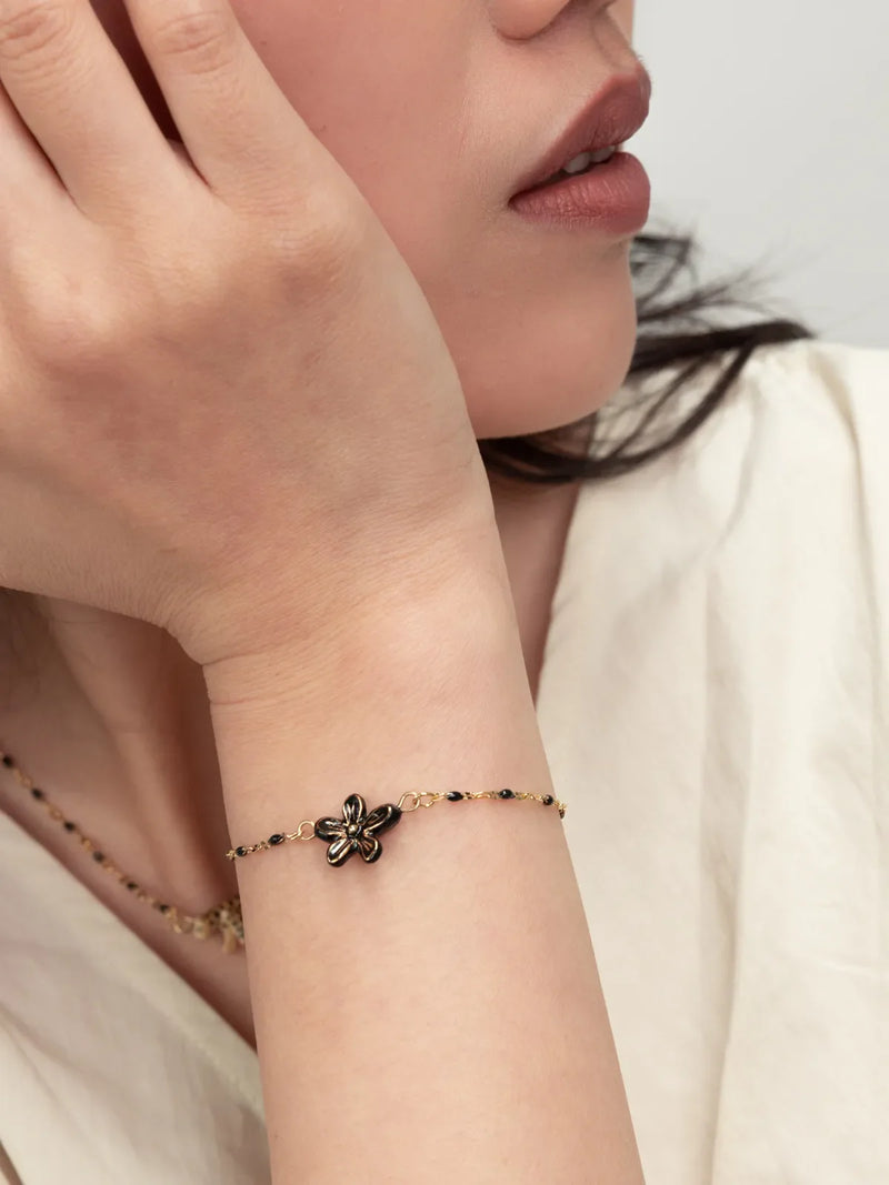 Black Erine Flower Bracelet
