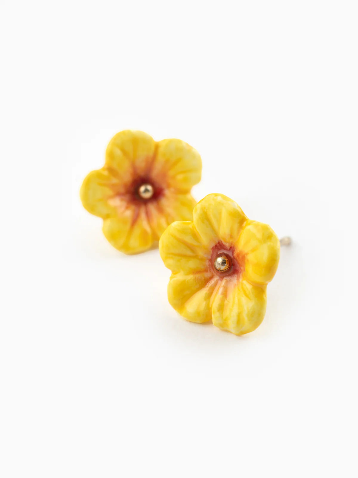 Mini Hibiscus Stud